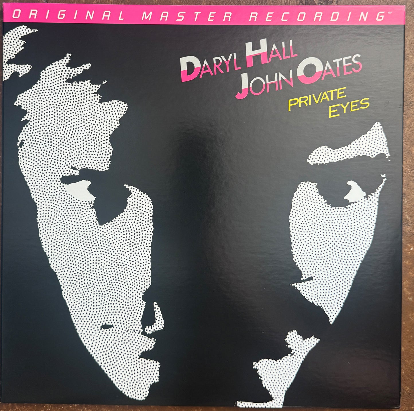 Daryl Hall, John Oates – Private Eyes