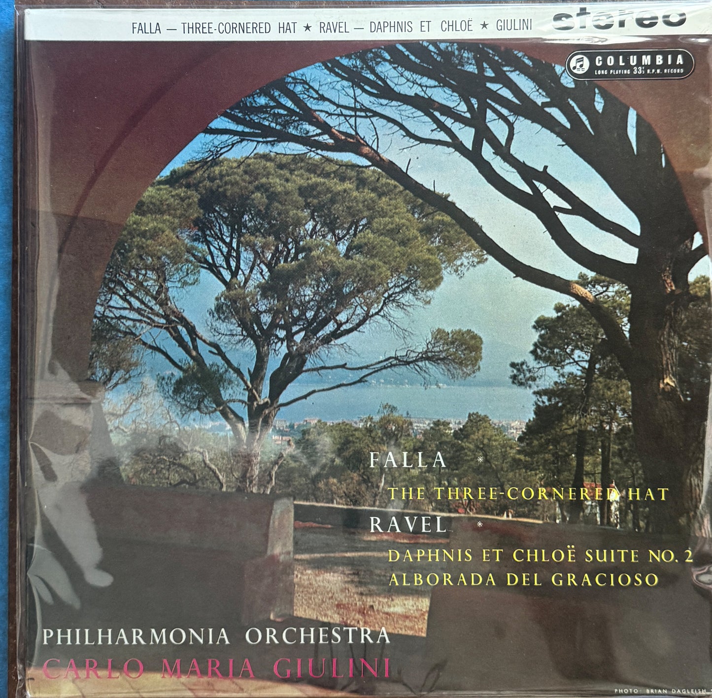 Falla / Ravel, Philharmonia Orchestra, Carlo Maria Giulini – The Three-Cornered Hat / Daphnis Et Chloë Suite No. 2; Alborada Del Gracioso